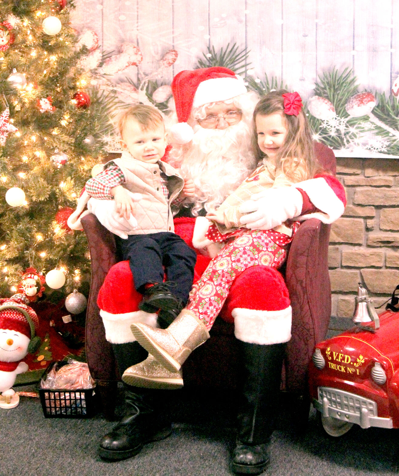 1218 Romney xmas 1.JPG